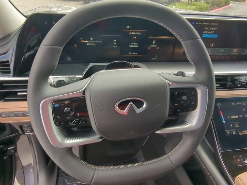 YM-2568 QX80 Luxe | GMコーポレーションが厳選しました現地中古